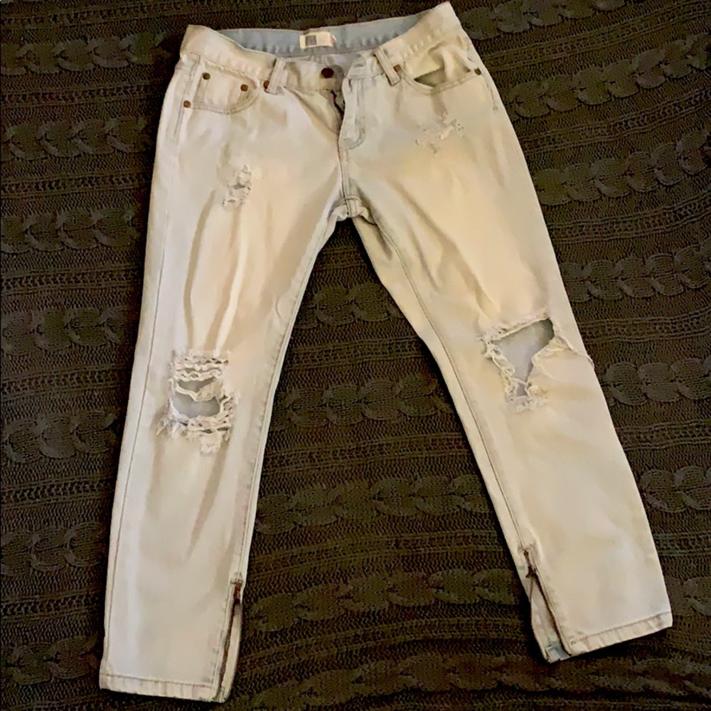 Super cute low rider jeans